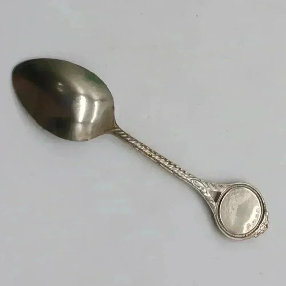 Vintage Tennessee Volunteer State Souvenir Spoon Kitschy cool!! - Picture 3 of 5